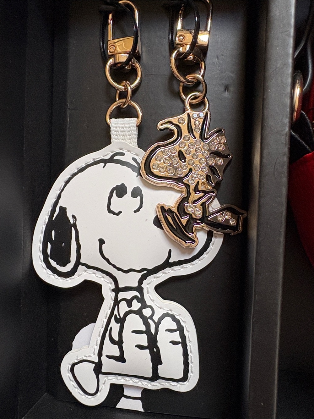 Peanuts Red Snoopy Doghouse Crossbody Gift Set - Picture 3 of 8